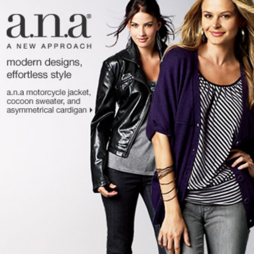 ANA Petite Ladies Denim Capris 🚺